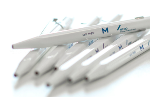 Memo_Treuhand_AG_Kugelschreiber_bedruckt_Aufmacher