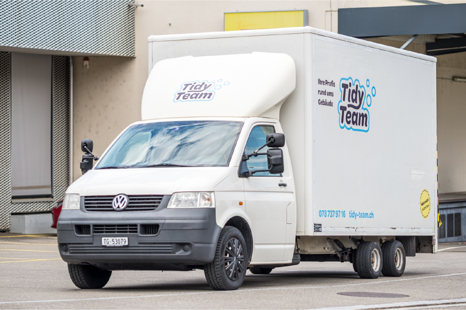 Tidy_Team_Fahrzeugbeschriftung_Transporter